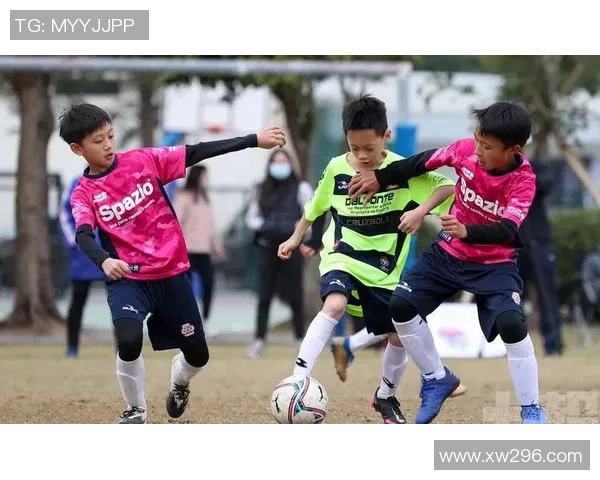 科学足球训练新方法探讨与实践效果分析 科学足球训练新方法探讨与实践效果分析